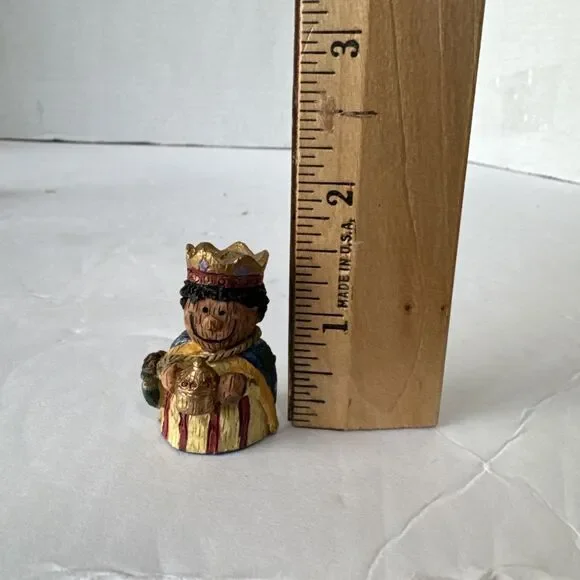 GIFTCO Vintage Holy Nativity Miniatures 11 Piece Set Polystone- Excellent In Box - Picture 9 of 11